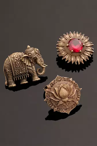 Oxidised antique gold plated elephant motif button cover