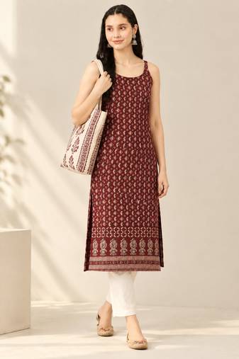 Maroon cotton ajrak printed sleeveless straight kurta