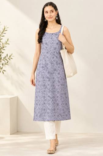 Grey cotton printed sleeveless straight kurta