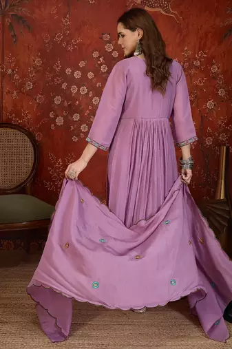 Lavender embroidery muslin kurti with pant and duptta