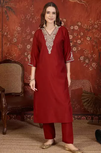 Maroon embroidery rayon kurta with pant and duptta