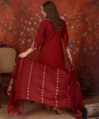 Maroon embroidery rayon kurta with pant and duptta 4