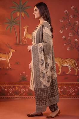 Black printed cotton kurta with pant and duptta 2
