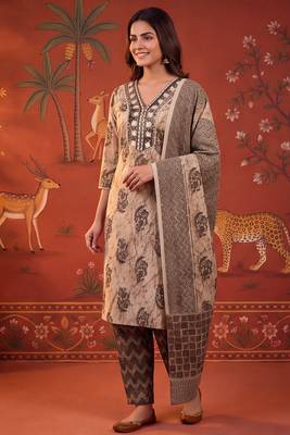 Black printed cotton kurta with pant and duptta 4