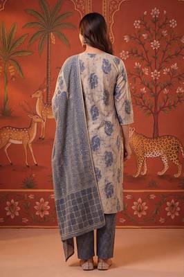 Blue printed cotton kurta with pant and duptta 4