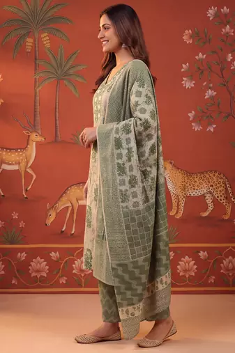 Green printed cotton kurta with pant and duptta