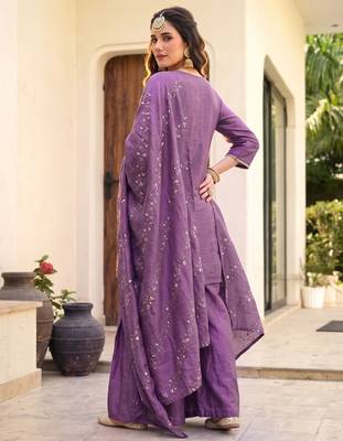 Onion color gold silk fabric designer embroidery work graceful partywear attire for girls 2