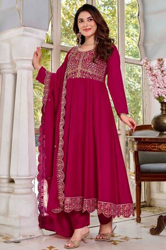 Burgundy color smart graceful kurta set for trendy girlie looks