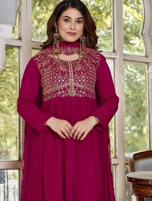 Burgundy color smart graceful kurta set for trendy girlie looks 3