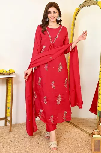 Red color smart graceful kurta set for trendy girlie looks