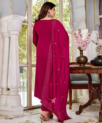 Pink color smart graceful kurta set for trendy girlie looks 2