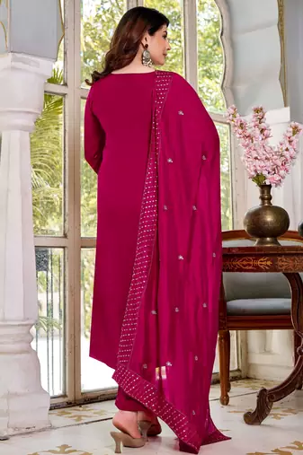 Pink color smart graceful kurta set for trendy girlie looks