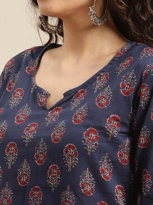 Women navy blue & red ethnic motifs printed kurta 2