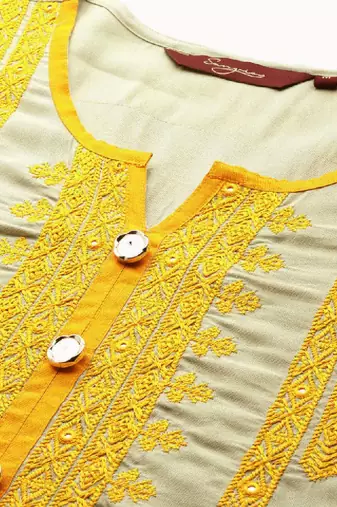 Women ethnic motifs embroidered thread work kurta