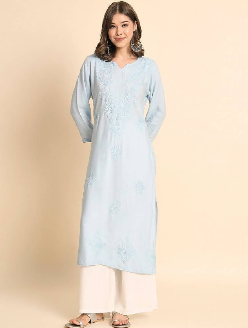 Floral embroidered thread work straight kurta