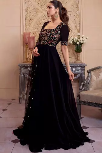 Black floral embroidered sequinned georgette anarkali kurta with dupatta