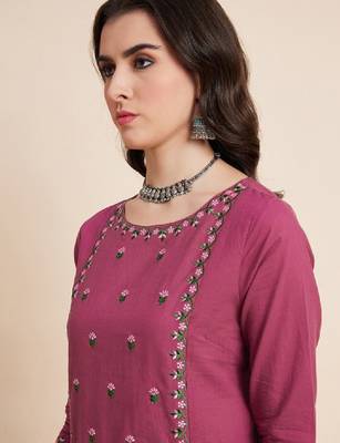 Floral embroidered cotton straight kurtas 2