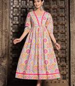 Women ethnic motifs printed floral anarkali kurta
