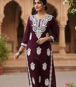 Floral embroidered thread work straight kurta