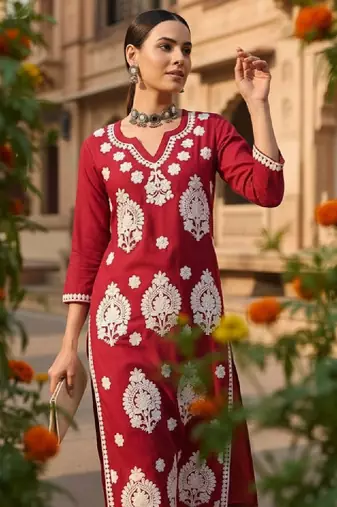 Round neck thread work straight kurta