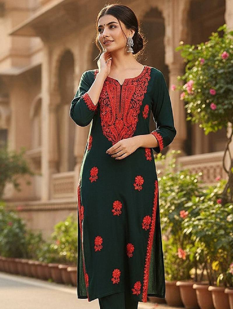 Floral embroidered thread work straight kurta