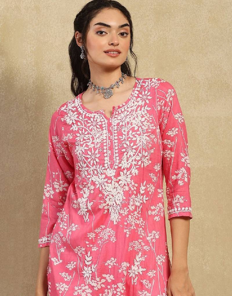 Women pink mulmul chikankari embroidered kurta