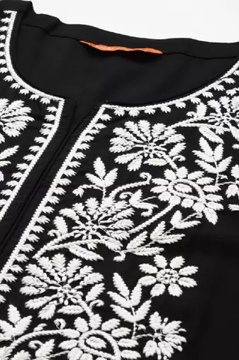 Floral embroidered thread work kurta