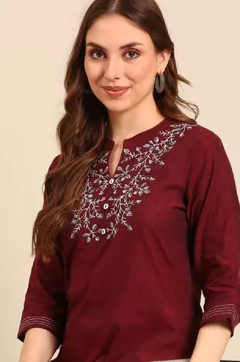 Notched neck thread work pure cotton straight kurta