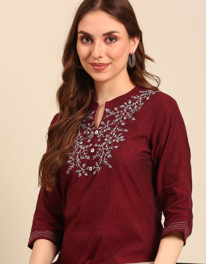 Notched neck thread work pure cotton straight kurta