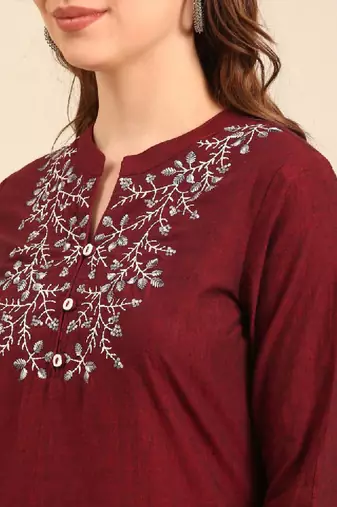 Notched neck thread work pure cotton straight kurta