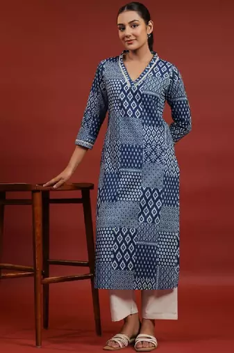 Geometric printed v-neck pure cotton straight kurta