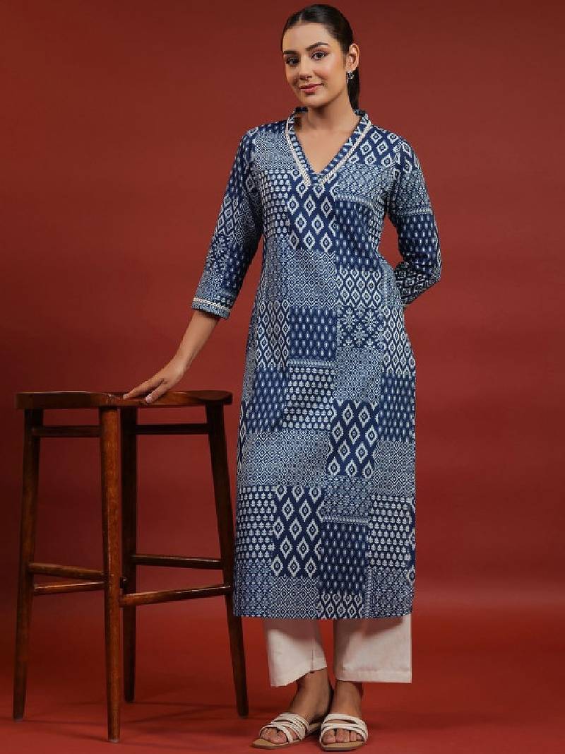 Geometric printed v-neck pure cotton straight kurta