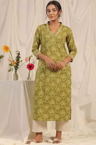 Women floral printed thread work kurta