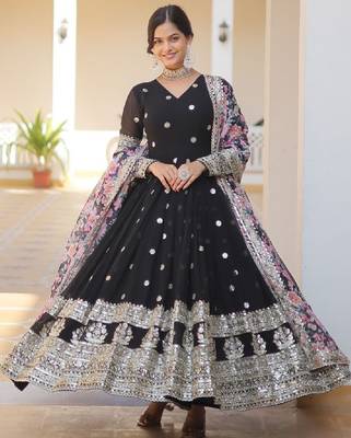 Floral embroidered sequinned georgette anarkali kurta with duppatta 1