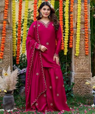Pink color smart and girlie viscose glass fabric fancy festive attire for girls 4