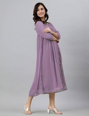 Women lavender dobby chiffon self design flared kurta 2
