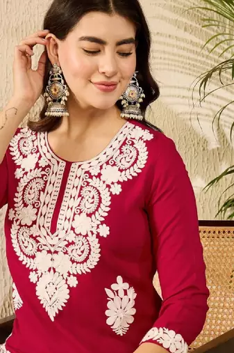 Floral embroidered round neck chikankari straight kurta