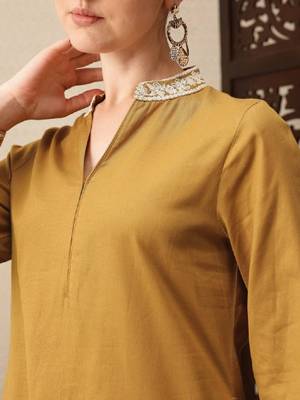 Pure cotton mandarin collar thread work straight jashn kurta 2