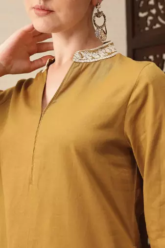 Pure cotton mandarin collar thread work straight jashn kurta