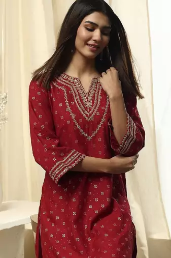 Floral embroidered scoop neck a-line kurta