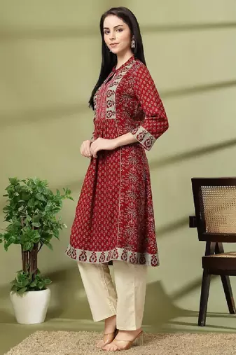 Floral printed mandarin collar stones detail a-line kurta
