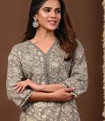 Floral printed v-neck pure cotton straight kurtas