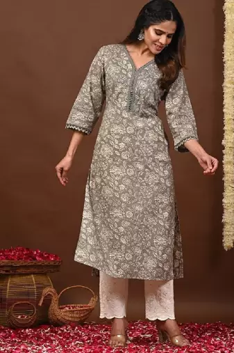 Floral printed v-neck pure cotton straight kurtas