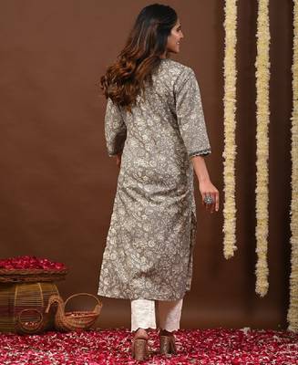 Floral printed v-neck pure cotton straight kurtas 3