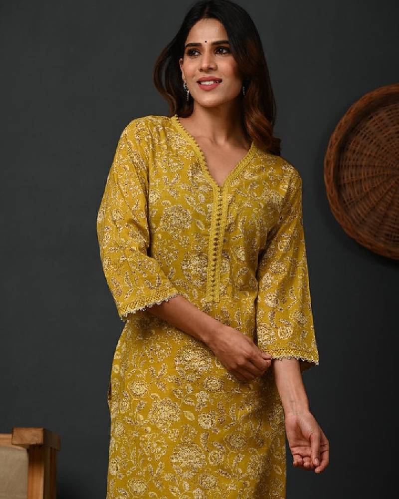 Floral printed v-neck pure cotton straight kurtas