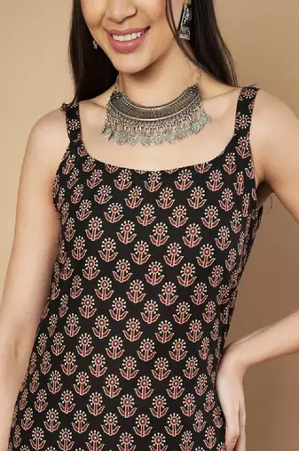 Womens black floral printed straight cotton square neck sleeveless kurta