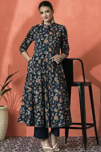 Floral printed mandarin collar panelled pure cotton a-line kurta