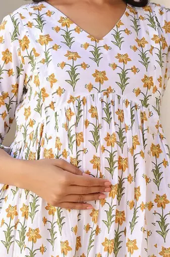 Women white pure cotton floral printed a-line maternity kurta