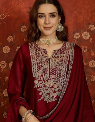 Maroon color beautiful ceremonial heavy embroidered ceremonial salwar kameez 3