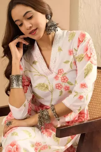 Floral printed cotton v-neck straight kurta